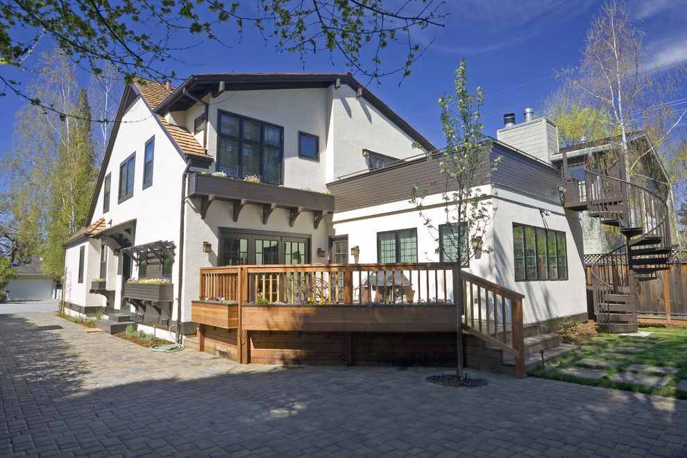 Scotts Lawn Service for a Traditional Exterior with a Gable Roof and Menlo Park Residence by Martinkovic Milford Architects