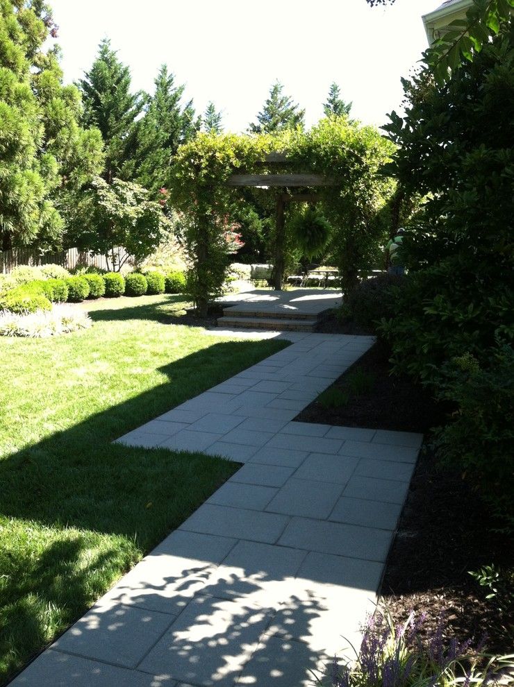 Short Pump Theater for a Contemporary Patio with a Raised Paver Patio and Short Pump Residence by Definity Landscape Group, Llc