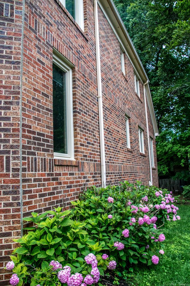 Simonton for a Contemporary Exterior with a Energy Star Casement Windows and Bethesda Window Installation by Alco Products Inc