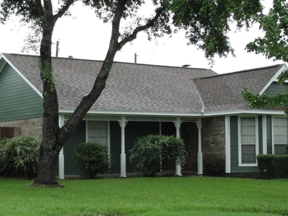 Simonton for a  Exterior with a Modern Landscape and Hardie Siding, Simonton Windows & Gaf Roof Project by M & M Roofing, Siding & Windows