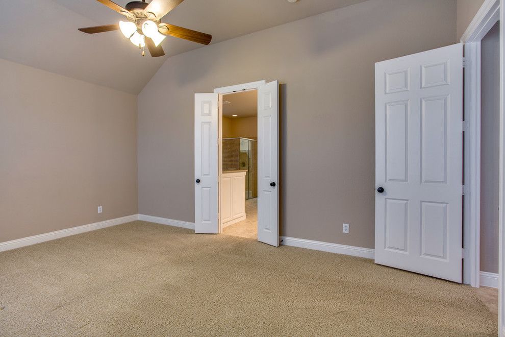 Sloan Realty for a Traditional Bedroom with a Lifestyle and 9112 Cypress Creek Rd Lantana, Tx 76226   $369,000 by the Woods Group   Keller Williams Realty