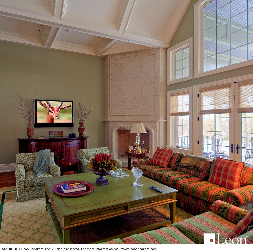 Soundbar vs Surround Sound for a Traditional Living Room with a Green and Horizon Series Soundbar by Leon Speakers, Inc.