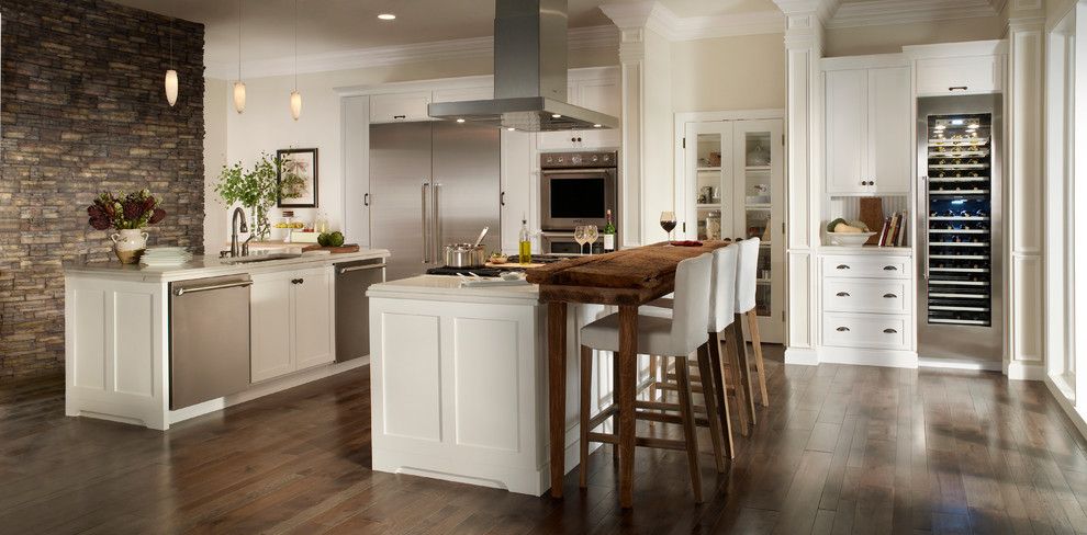 Standard Bar Stool Height for a Traditional Kitchen with a Traditional and Traditional Kitchen by Eldoradostone.com