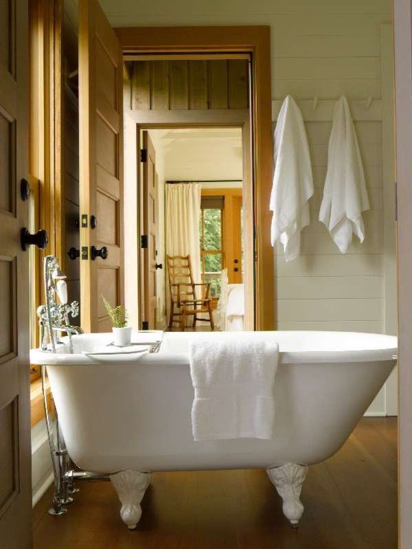 Standard Plumbing Utah for a Traditional Bathroom with a San Juan Islands and Guest Cabin by Bosworth Hoedemaker