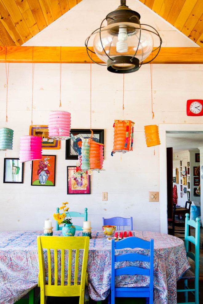 Stash Furniture for a Farmhouse Dining Room with a Tablecloth and My Houzz: An Antique Cape Cod House Explodes with Color by Rikki Snyder