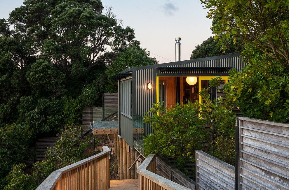 Stay Tuff Fence for a Contemporary Exterior with a Beachfront and Waiheke Island Clifftop House by Box Living