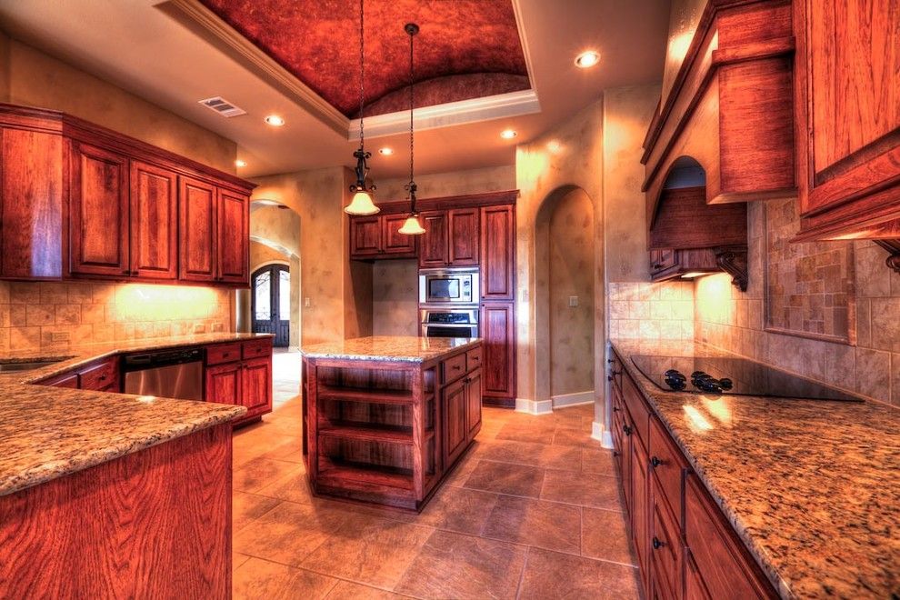 Suddenlink Georgetown Tx for a Traditional Kitchen with a Traditional and 106 Standing Oak Georgetown Tx by Jeff Watson Homes, Inc.