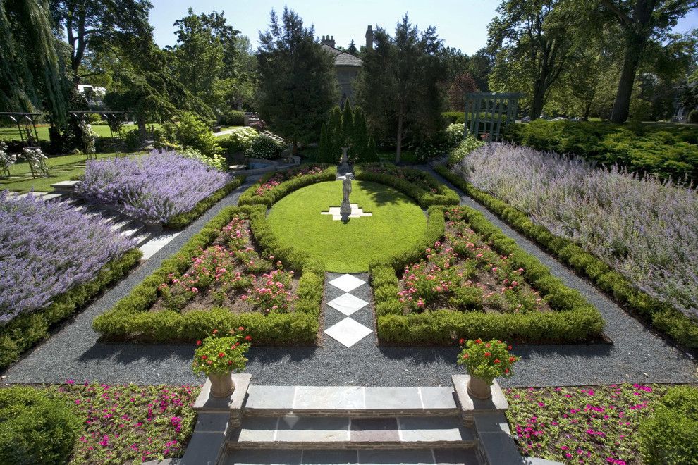 Sun Realty Outer Banks for a Victorian Landscape with a Lawn and Historic Landscape Design, Wilmette Illinois by Schmechtig Landscapes