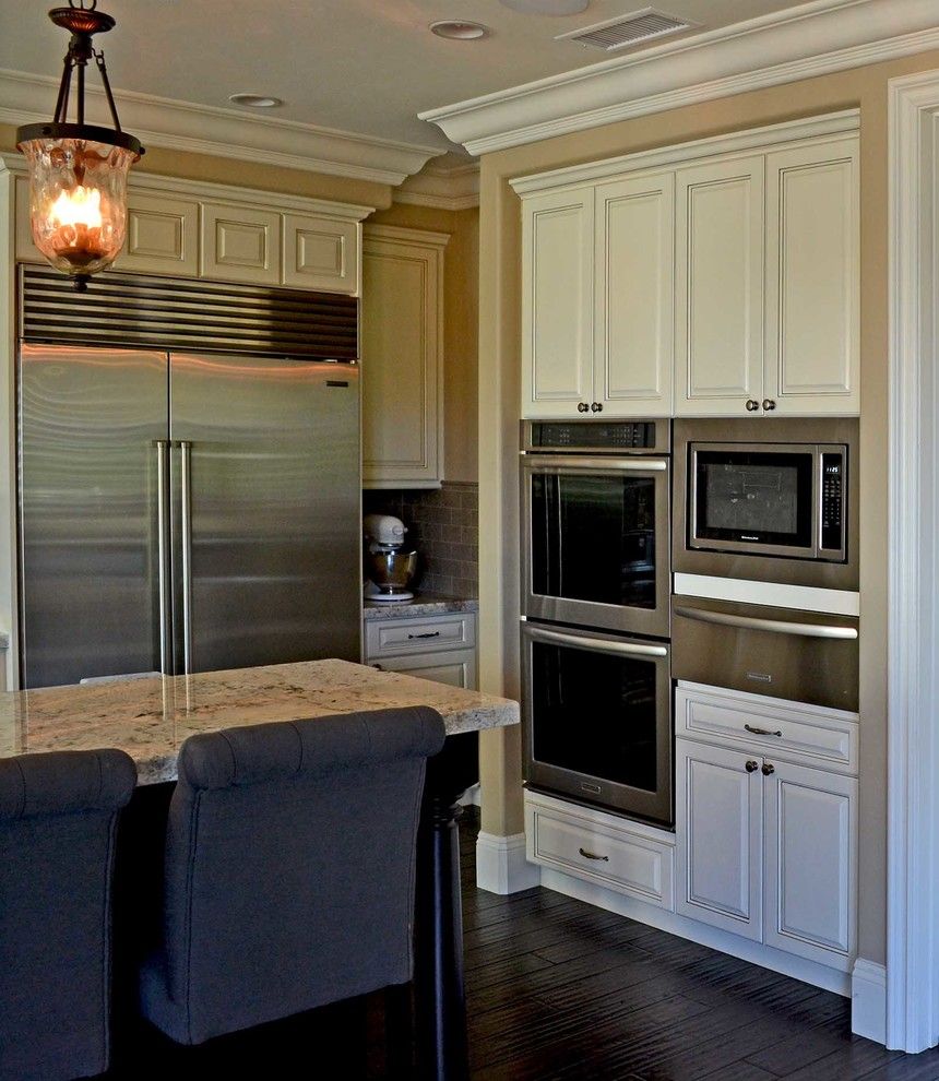 Temecula Theater for a Contemporary Kitchen with a Remodel and Antique White, Temecula, Ca. by Hk Custom Cabinets