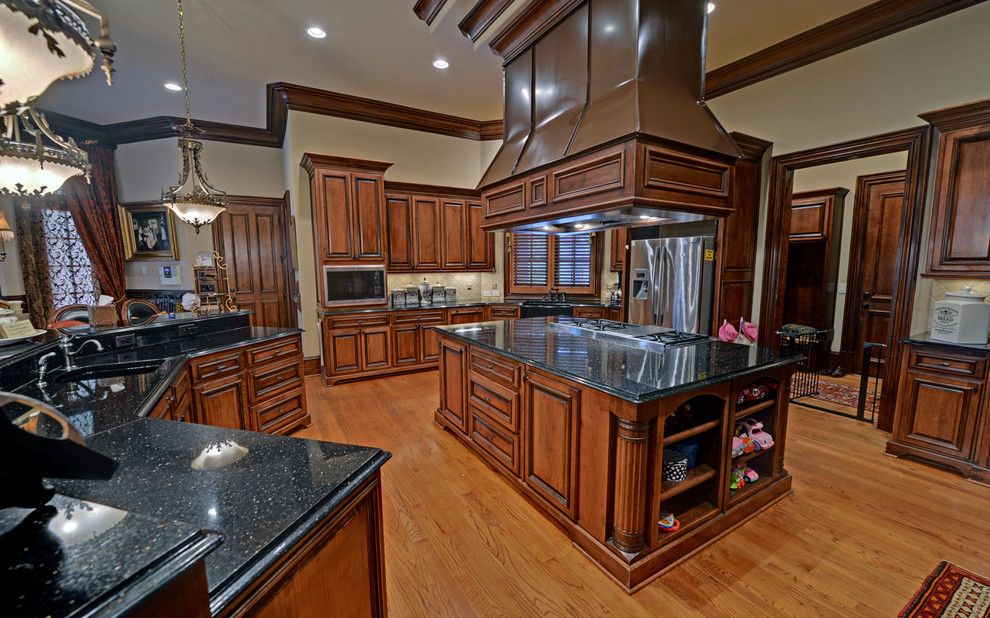 Wade Hampton Golf Club for a Eclectic Kitchen with a Envision Virtual Tours and the River Club Custom Homes by Envision Web