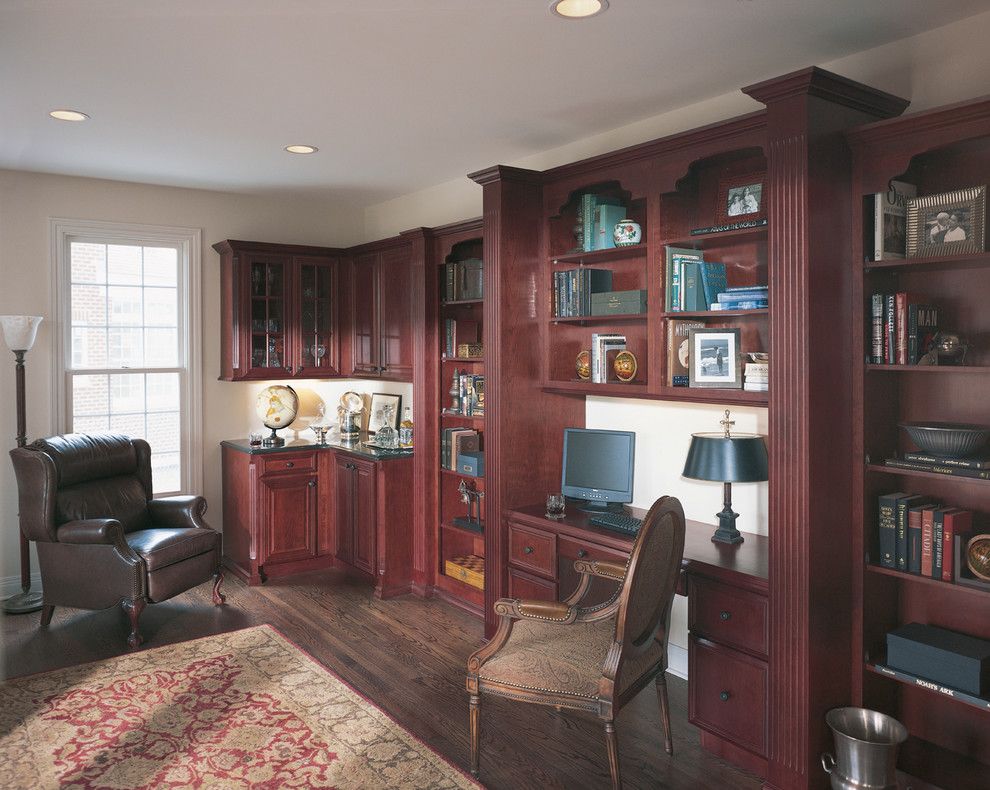 Willow Glen Library for a Traditional Home Office with a Open Shelving and Traditional Home Office in Chicago, Illinois by Fieldstone Cabinetry