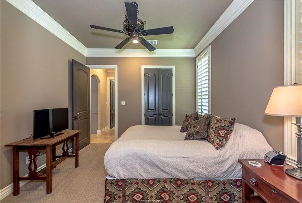 Woodlands College Station for a Traditional Spaces with a Real Estate for Sale in College Station and 5318 Congressional Dr by Re/max Bryan College Station   Sarah Miller