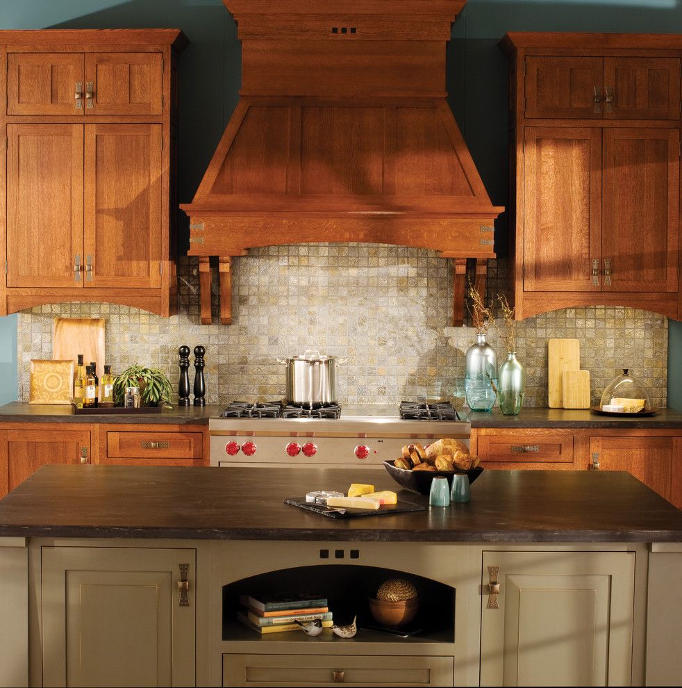 Www.esmas.com for a Craftsman Kitchen with a American Made and Craftsman Creation by Dura Supreme Cabinetry